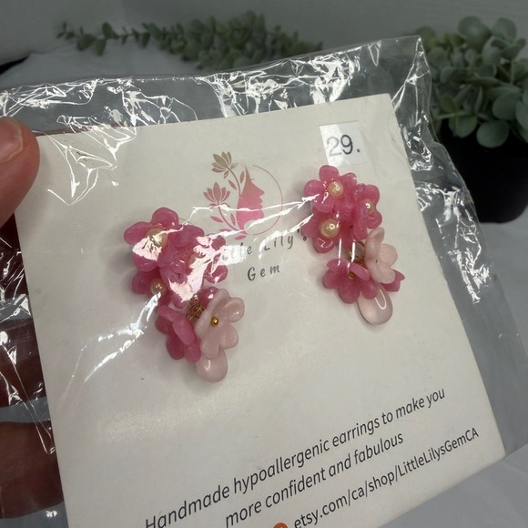 Pink Floral Handmade Earrings - Picture 4 of 5